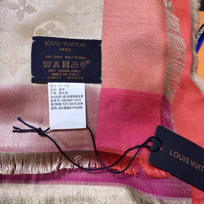 Louis Vuitton Scarf LVS00173